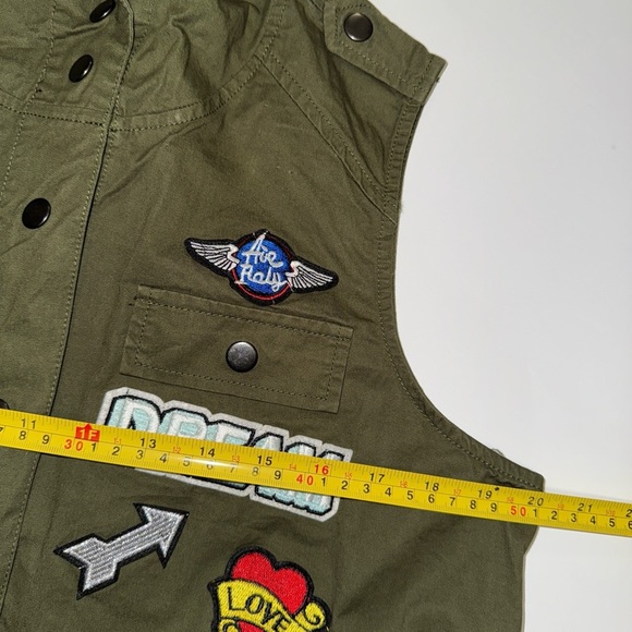 NWT Romeo & Juliet Hooded Cargo Patch Work Khaki Vest Sizes M - Picture 6 of 8